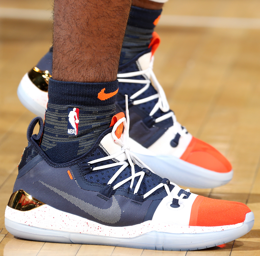 表态本身更 表态本身更